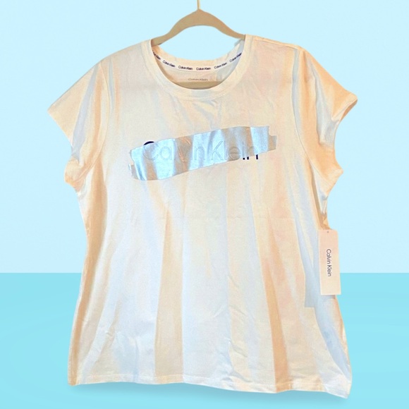 Calvin Klein Tee XL Women’s Large White Silver & Black metallic Graphic Logo NWT - Picture 1 of 9